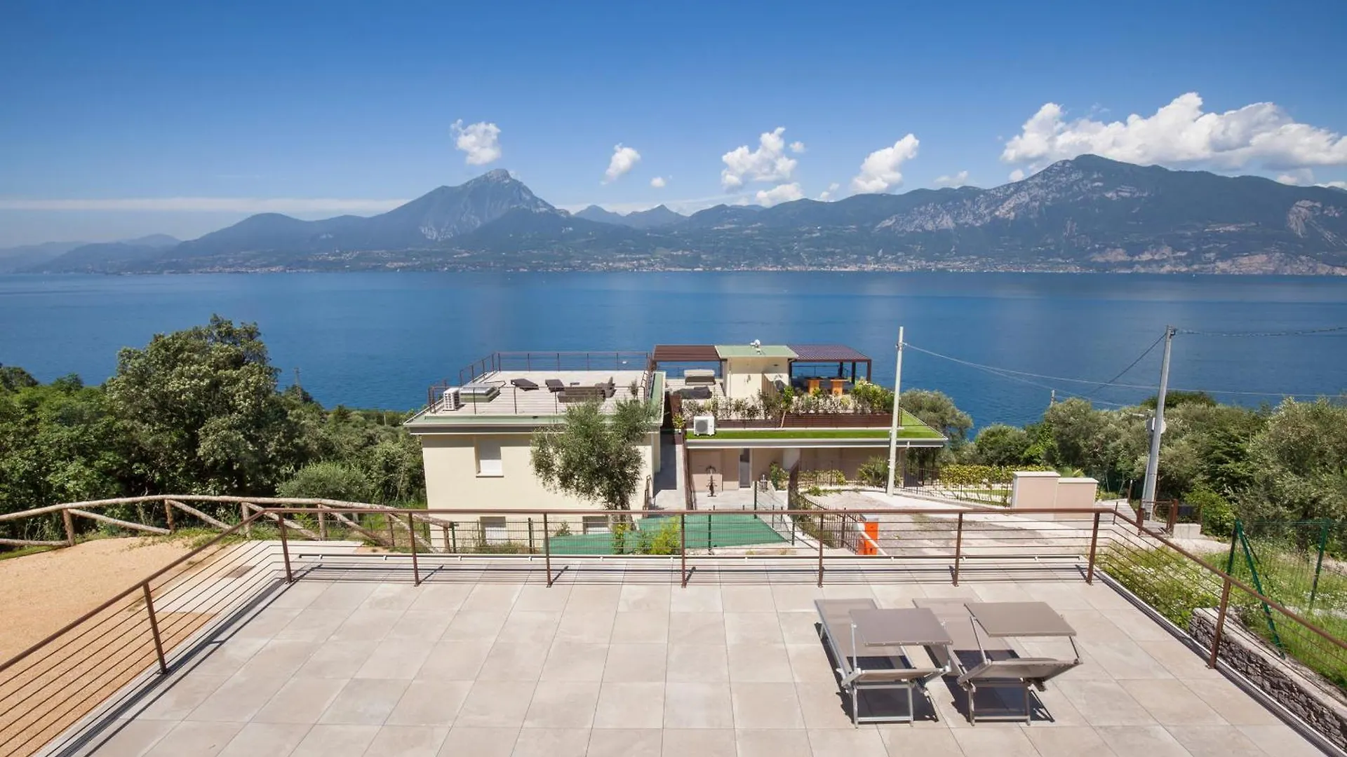 Paradise Apartment With Pool Torri Del Benaco 0*,  Italy