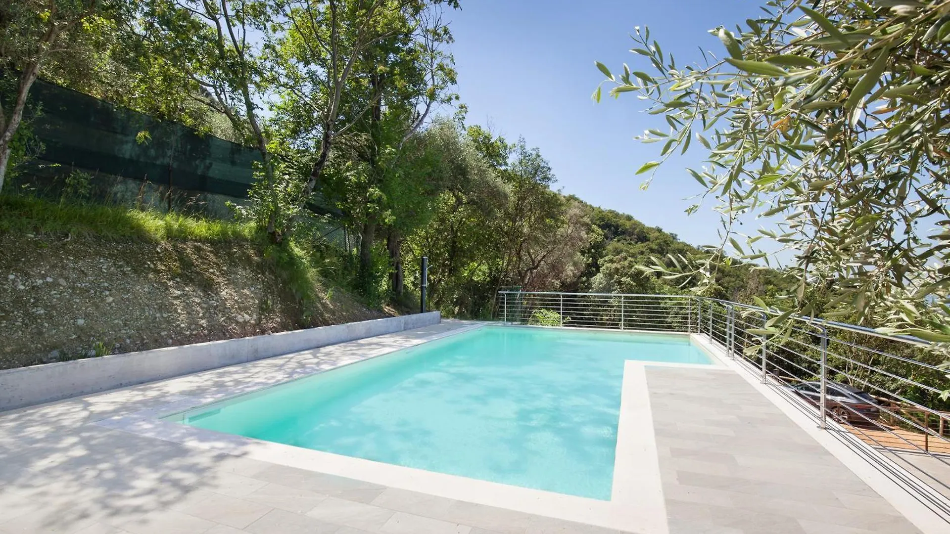 Paradise Apartment With Pool Torri Del Benaco 0*,  Italy