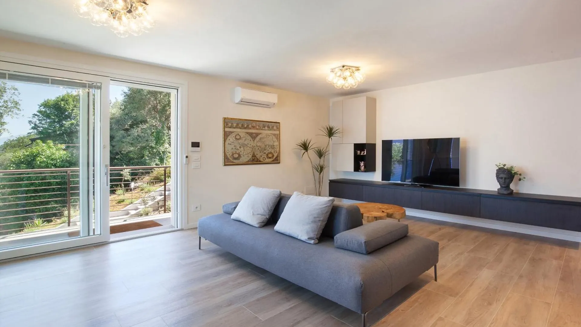 Paradise Apartment With Pool Торри-дель-Бенако